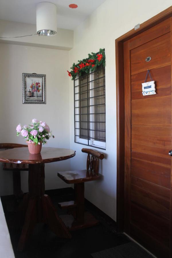 Hotel Sleepadz - Capsule Beds Dormitel In Magsaysay Ave Naga Exterior foto