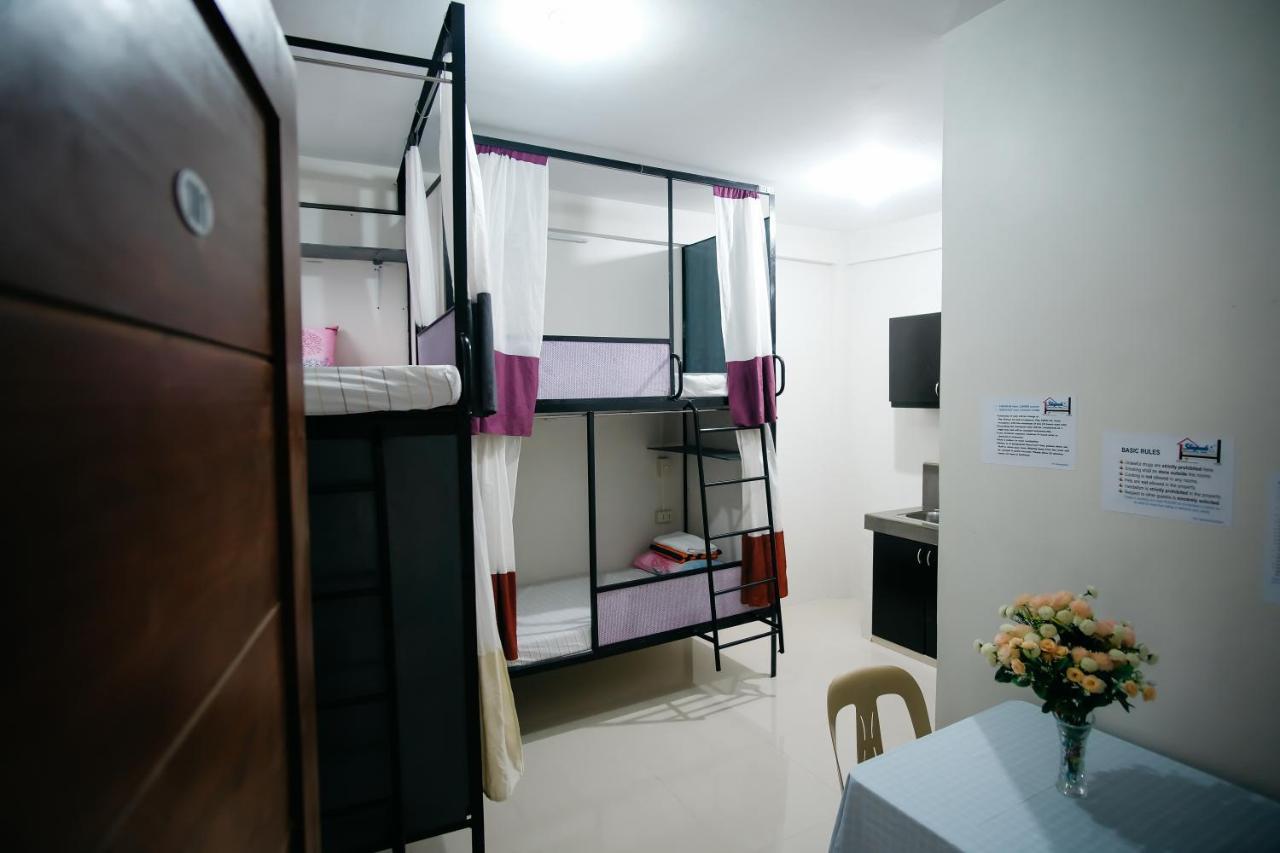 Hotel Sleepadz - Capsule Beds Dormitel In Magsaysay Ave Naga Exterior foto